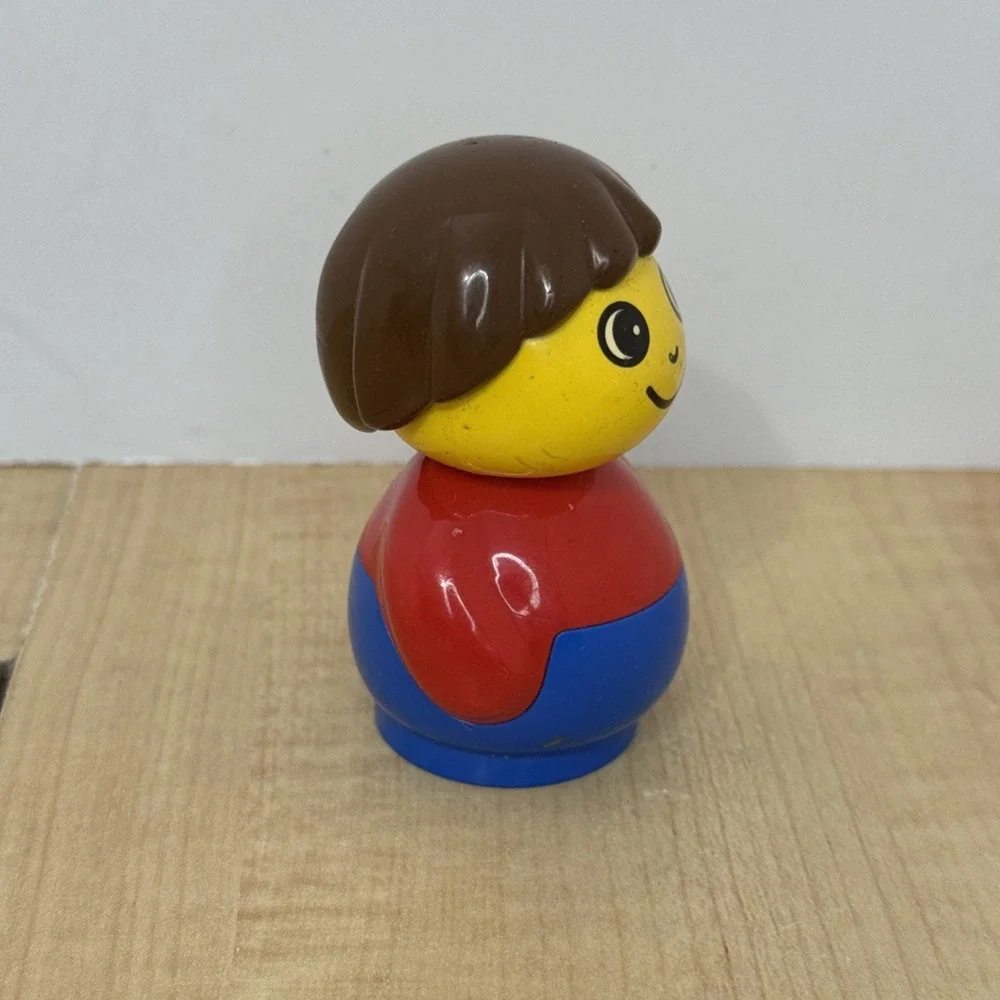 Vintage LEGO DUPLO Boy Figure Brown Hair Red Blue Roly Poly Base
